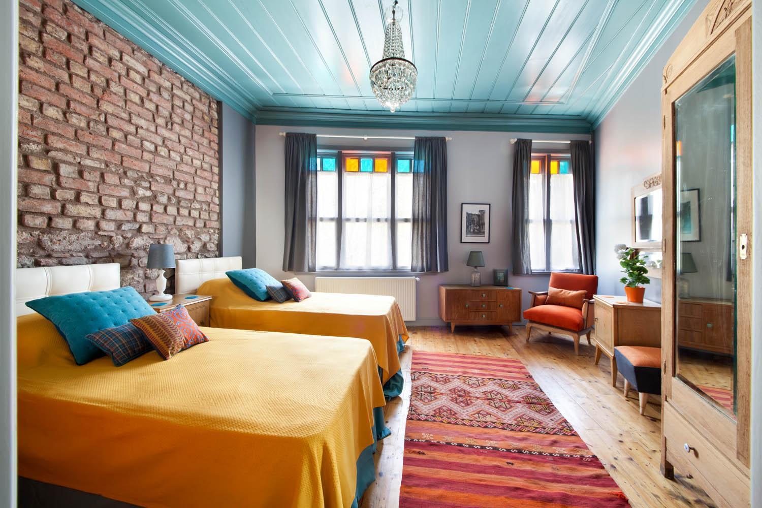 Enjoy Golden Horn Views From Tangerine House Istanbul