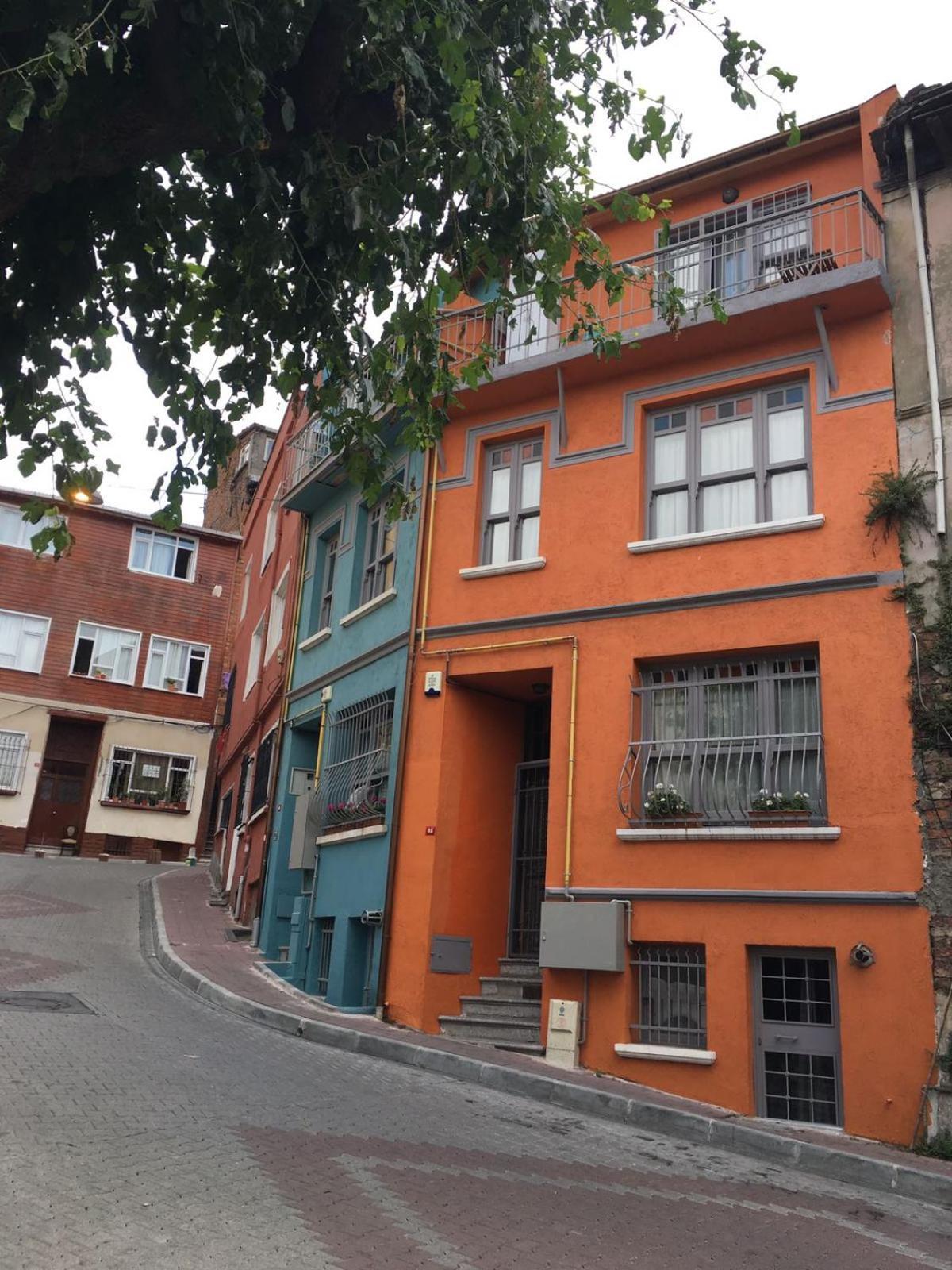 Enjoy Golden Horn Views From Tangerine House Istanbul